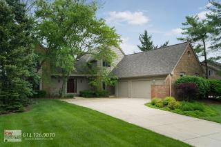8756 Tayport Dr, Dublin, OH 43017-9653