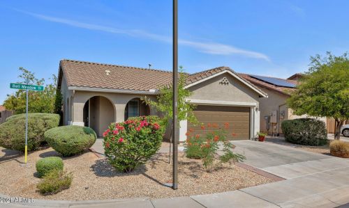 39806 Bell Meadow Trl, Phoenix, AZ 85086-3693