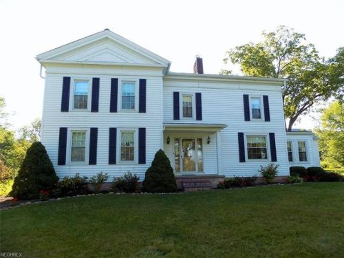 5689 Avon Lake Rd, Spencer, OH 44275-9717