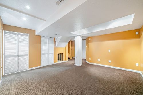 125 Trotwood Dr, Canonsburg PA  15317-9783 exterior