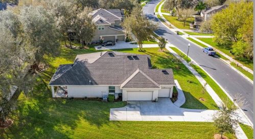 4427 Pne Gold Ave, Apopka FL  32712-6610 exterior