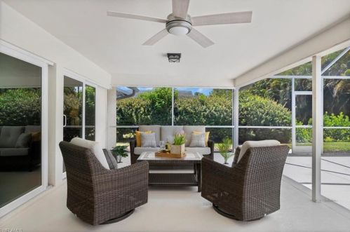 10461 Regent Cir, Naples FL  34109-1571 exterior