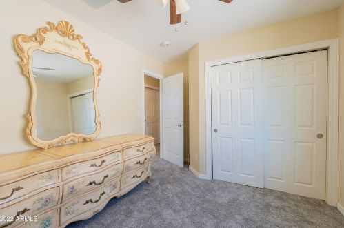 1847 Dunbar Dr, Phoenix AZ  85042-6856 exterior