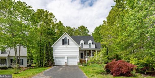 1472 Morris Pond Dr, Locust Grove, VA 22508-2168
