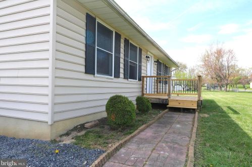 20672 Senedo Rd, Edinburg VA  22824-3162 exterior