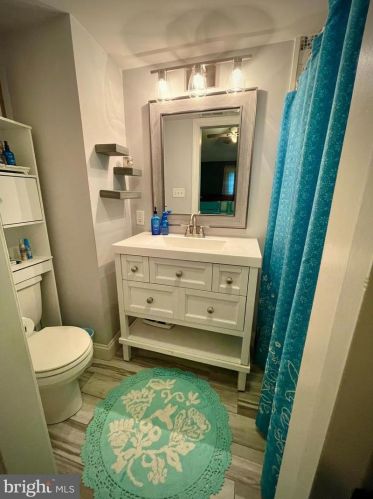 127 Dorman St, Harrington DE  19952-1048 exterior