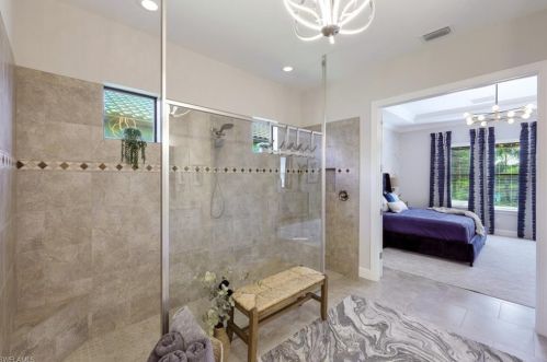 9243 Rialto Ln, Naples FL  34119 exterior