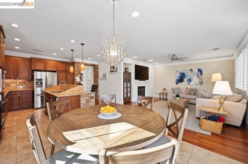 9744 Golden Sky Way, Gilroy CA  95020-9663 exterior