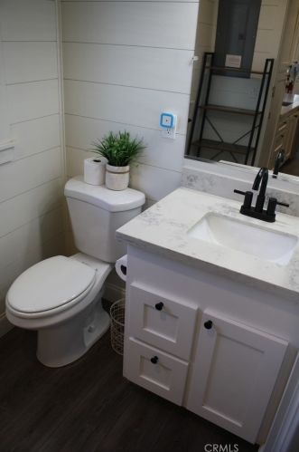 16949 Western Ave, Gardena CA  90247-5230 exterior