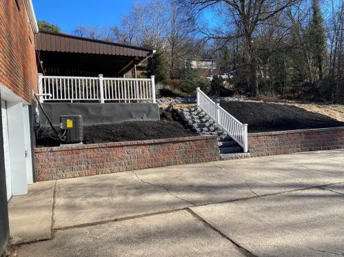 1677 Galeton Dr, Verona PA  15147-2826 exterior