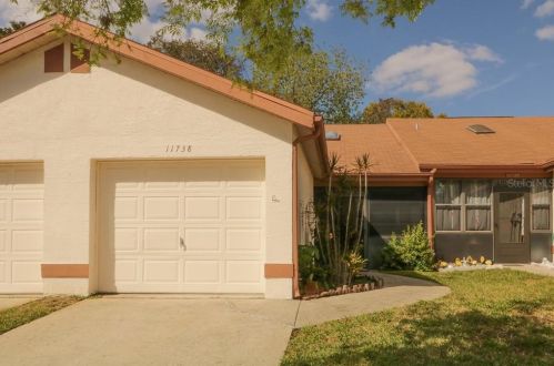 11738 Spring Tree Ln, Port Richey, FL 34668-1158