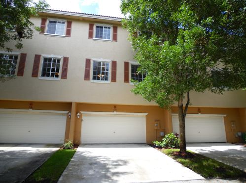 4585 Danson Way, Delray Beach FL  33445-3551 exterior