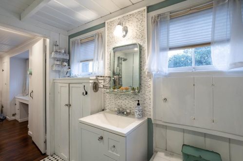 212 Riverside Ave, Ben Lomond CA  95005-9588 exterior