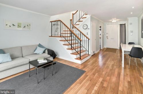 755 3rd St, Washington, DC 20001-2624