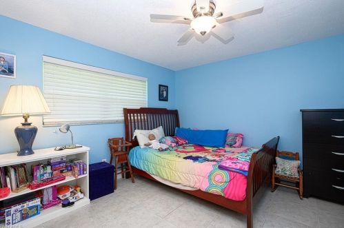 320 Hazelcrest St, Marco Island FL  34145-5230 exterior