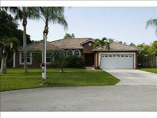 15102 159th St, Miami, FL 33187-6600