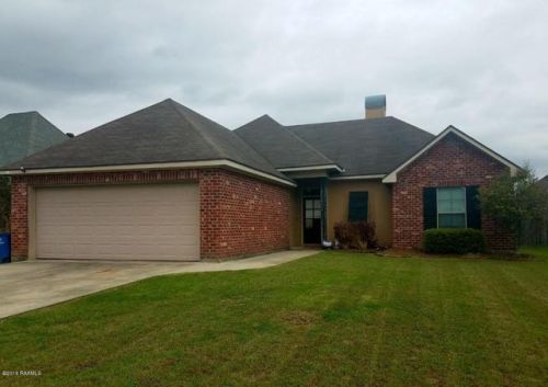 206 Peak Run, Youngsville, LA 70592-5870