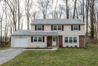 8 Northwood Dr, Downingtown, PA 19335-1757