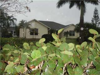 16784 Hamlin Blvd, Town Of Loxahatchee Groves, FL 33470-1736