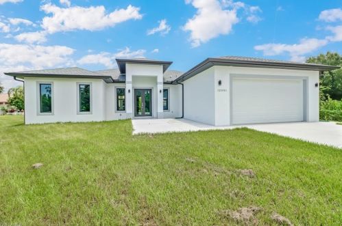 12001 Circle Dr, Bonita Springs, FL 34135-6271