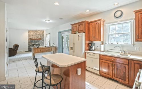 2586 Cape Horn Rd, Red Lion PA  17356-9056 exterior