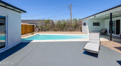 3906 13th Pl, Phoenix AZ  85014-4904 exterior