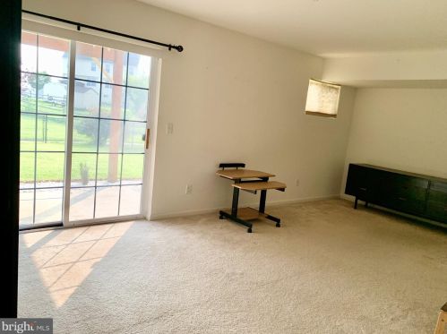 332 Northdown Dr, Dover, DE 19904-5744