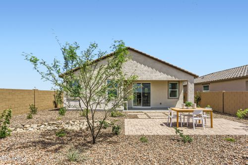 2330 Bowker St, Phoenix, AZ 85041-3482
