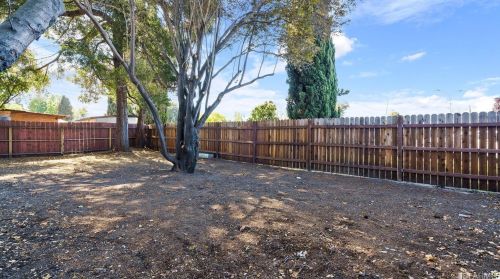 1684 Purdue Ave, Palo Alto CA  94303-1239 exterior