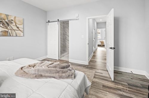 1111 Holbrook Ter, Washington DC 20002-2704 exterior