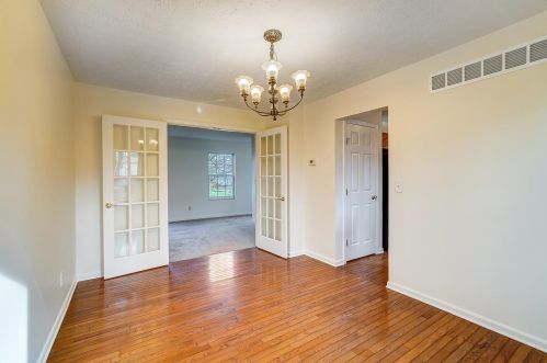 1505 Thornberry Rd, Amelia OH  45102-1772 exterior