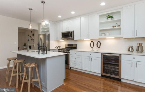 2202 16 St, Washington DC 20020-4302 exterior