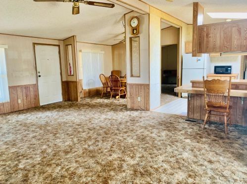 1360 Hillcrest Rd, Hollister, CA 95023-5135