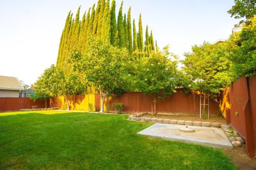 1710 Humboldt Ct, Los Banos CA  93635-5392 exterior