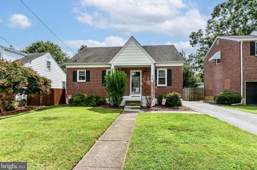 406 Tyrone Ave, Wilmington, DE 19804-1933