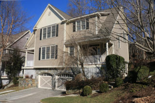 24 Woods Way, West Redding, CT 06896-3218