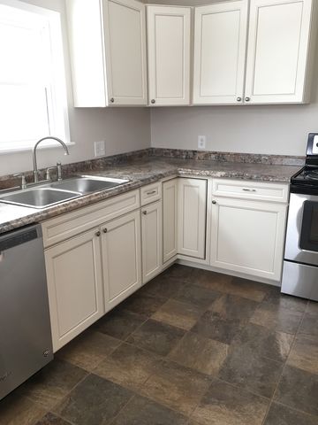 315 Harrison Ave, Vandergrift, PA 15690-1314