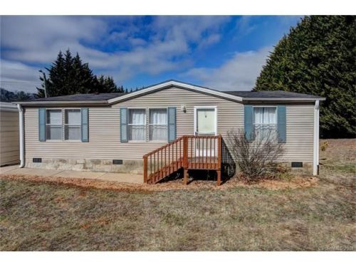 17 Misty Ln, Biltmore Lake, NC 28715-9229