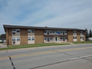 2610 Mount Pleasant St, Racine WI  53404-1868 exterior