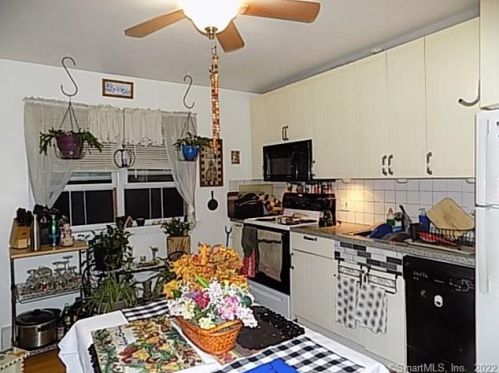 18 Belair Dr, Northville, CT 06776-2436