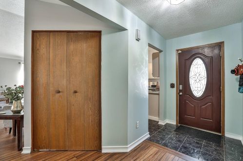 1522 Brooke Ct, Amelia, OH 45102-3101
