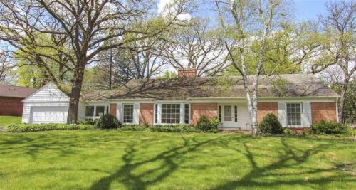 3816 Cadillac Dr, Waterloo, IA 50701-1606