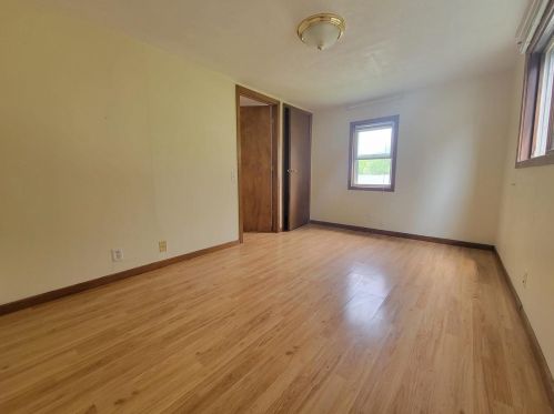 120 Manchester St, Manchester WI  53946-8559 exterior