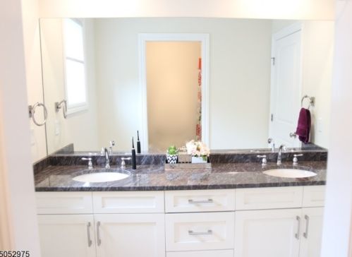 25 Ridge Rd, West Paterson NJ  07424-2416 exterior