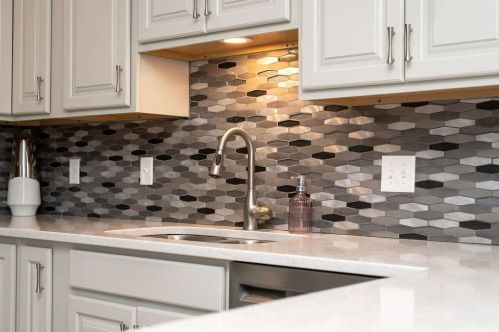 2102 Traverse Crk Dr, Milford OH  45150-5050 exterior