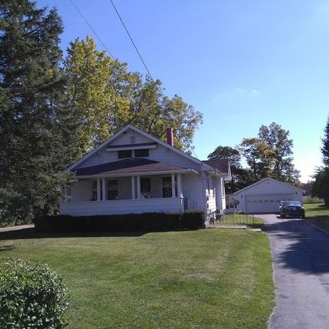 1511 Burlington Dr, Muncie, IN 47302-2710
