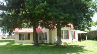 528 6th St, Lawrenceburg, TN 38464-2848