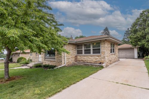 2508 91, Milwaukee WI 53225-3404 exterior