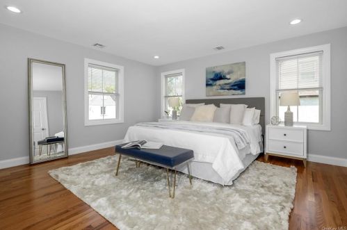 3 Stratford Rd, New Rochelle NY  10804-2519 exterior