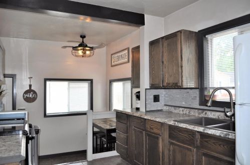 521 Abrams St, Green Bay, WI 54302-3211